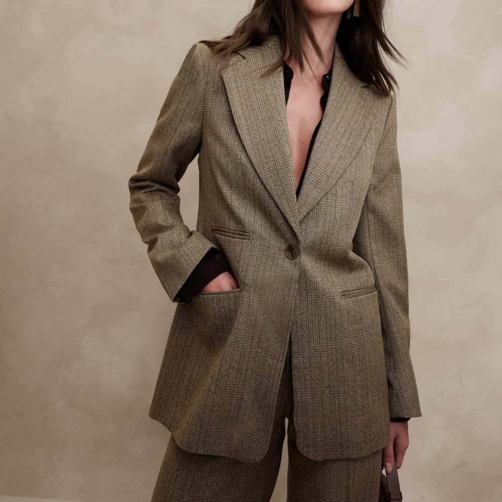 Lido Sculpted Italian Wool Blazer